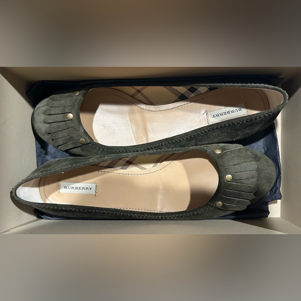 Burberry Women's Green Suede Studded Flats